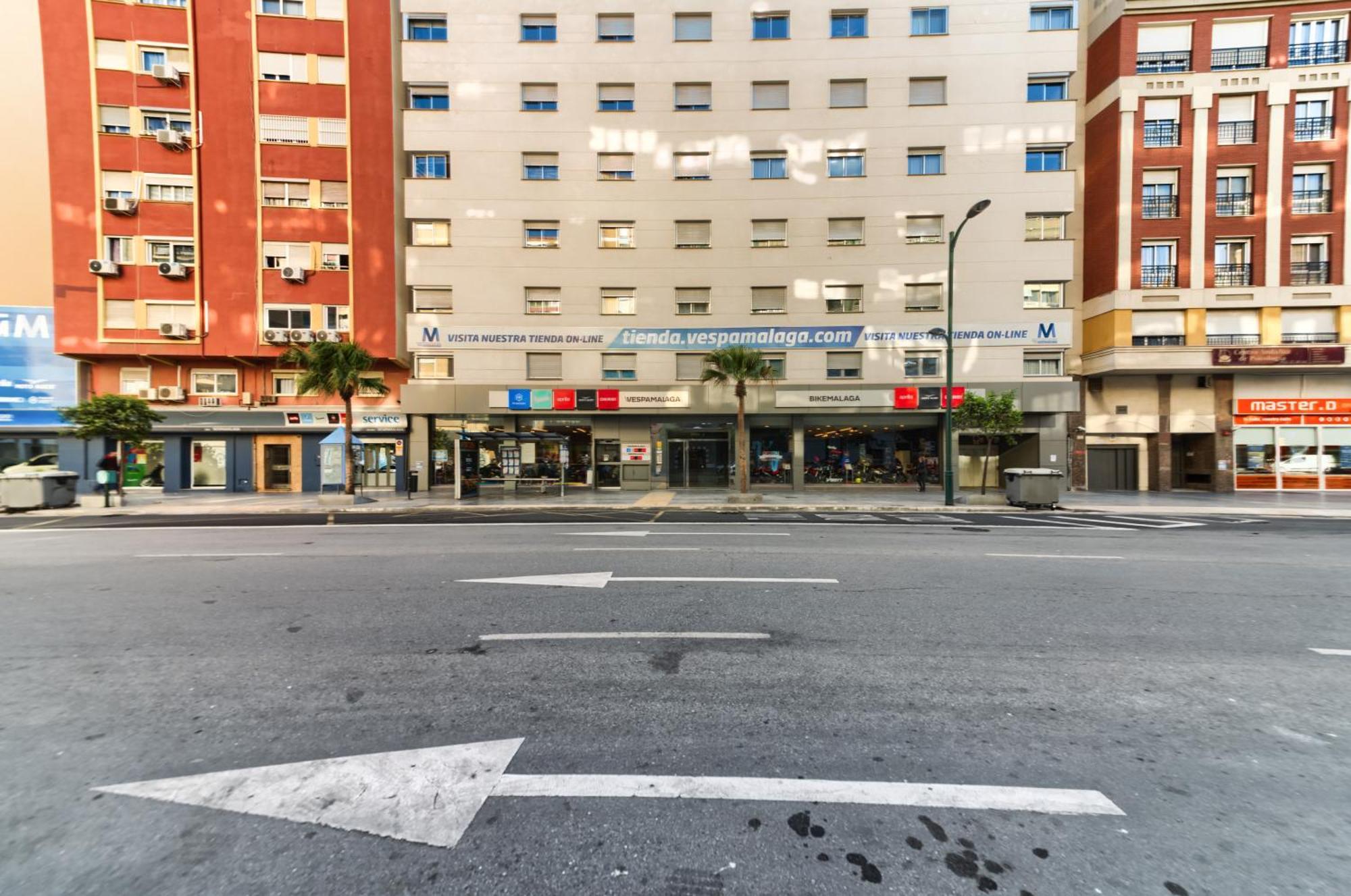 Holidays2Malaga Train Station Area Camera foto